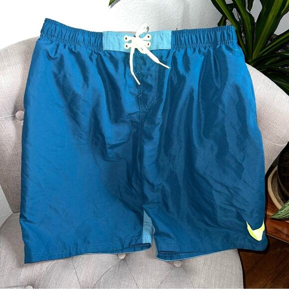 Nike Men’s Swim Trunks SwimSuit Men’s XL NEW - Picture 5 of 7